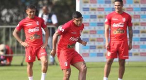 Flores, Da silva, Yotún, Santamaría y Araujo ya entrenan con la Selección Peruana