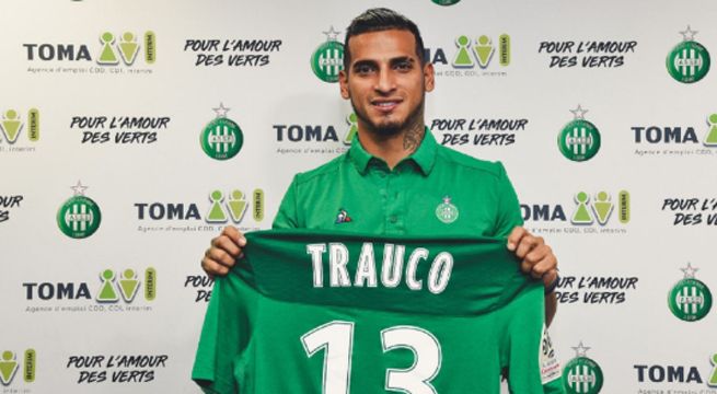 Miguel Trauco fue oficializado nuevo jugador del Saint Etienne
