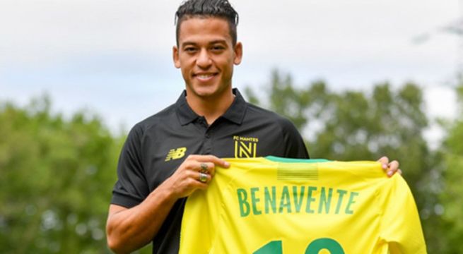Cristian Benavente: «Si tengo oportunidad de volver a la selección será un regalo»