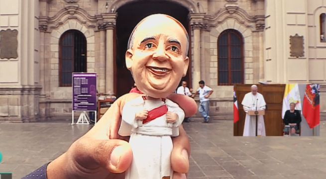 Gran acogida tienen los souvenirs del papa Francisco en Lima