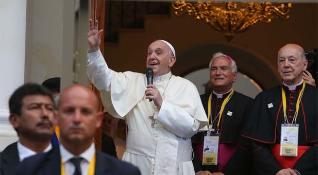 Papa Francisco se reúne con pueblos amazónicos en Puerto Maldonado