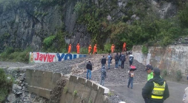 Tarma: caída de huaico bloqueó tramo de la Carretera Central