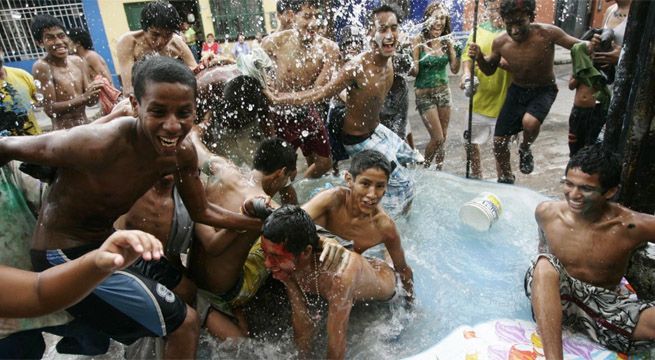 Callao: piscinas portátiles dejan sin agua a cerca de 5,000 familias