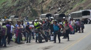 Paro de productores de papa: bloquean Carretera Central y reportan dos fallecidos
