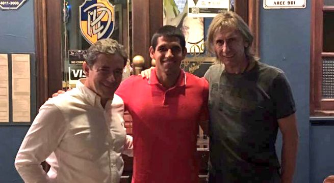 Selección peruana: Ricardo Gareca visitó a Luis Abram en Vélez Sarsfield