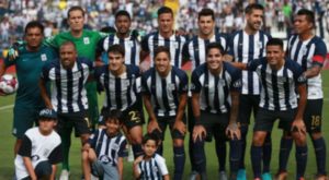 Alianza Lima enfrenta hoy a Colo Colo pensando en Cristal y Boca Juniors