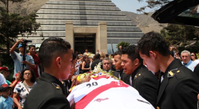 Restos de Daniel Peredo fueron cremados en cementerio Jardines de la Paz