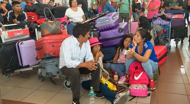 Aerolínea LAW deja varadas a decenas de personas en el aeropuerto Jorge Chávez