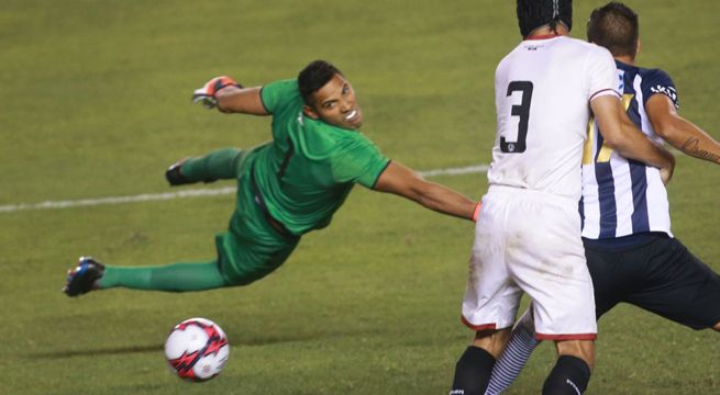 Universitario estrenará reemplazo de Raúl Fernández tras la derrota en el clásico