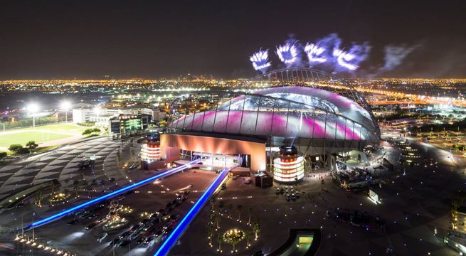 Presidente de la FIFA confirma que Qatar 2022 modificará sus fechas
