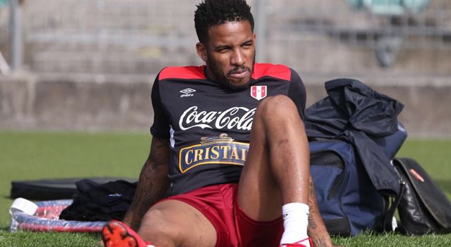 Jefferson Farfán se sumó a los entrenamientos de la selección peruana