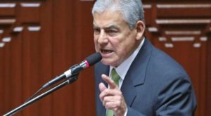 César Villanueva: «Alianza para el Progreso pide la renuncia inmediata del presidente»