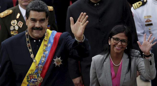 Venezuela: canciller Delcy Rodríguez celebró renuncia de PPK a la presidencia