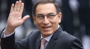 Martín Vizcarra arribó a Lima procedente de Canadá