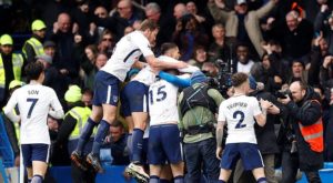 Tottenham se lleva el derbi y deja al Chelsea con un pie fuera de Champions League