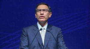 Martín Vizcarra se solidariza con familiares de periodistas asesinados por las FARC