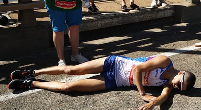 El desgarrador colapso del maratonista escocés a dos kilómetros de ganar una carrera