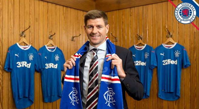 Steven Gerrard es el nuevo entrenador del Glasgow Rangers de Escocia