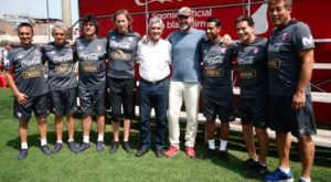 Selección peruana: leyenda del Manchester United visitó los entrenamientos en Videna