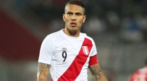 Federación Peruana de Fútbol y Paolo Guerrero mantuvieron reunión en privado