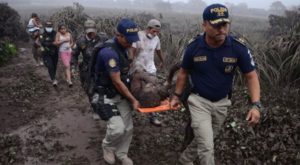 Guatemala: sube a 25 el número de muertos por erupción del volcán de Fuego