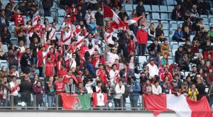 Rusia 2018: Un grupo de hinchas alentó a la Selección Peruana durante entrenamiento