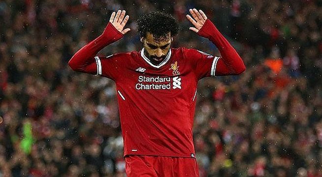 (Video) Así reaccionó Mohamed Salah cuando un hincha le tocó el hombro