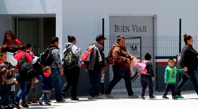 Padres inmigrantes indocumentados por ahora no enfrentarán juicios en EEUU