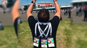 Hincha mexicano perdió a su familia antes del mundial y le rinde tributo en Rusia 2018