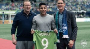 Raúl Ruidíaz fue recibido a lo grande por su nuevo club Seattle Sounders