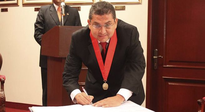 Juez Walter Ríos pide «10 verdecitos» como garantía a aspirante a fiscal