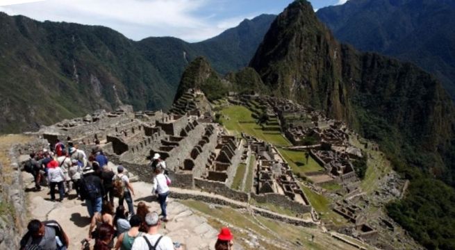 Cusco: turistas convierten sectores de Machu Picchu en baño público