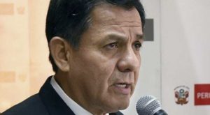 Ministro Medina: «Niego haberme reunido con Antonio Camayo»