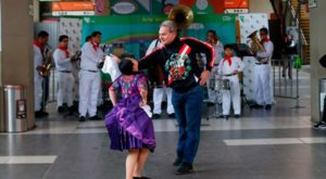Perú Festeja: Metro de Lima sorprende a usuarios con ‘flashmob’ de danzas norteñas