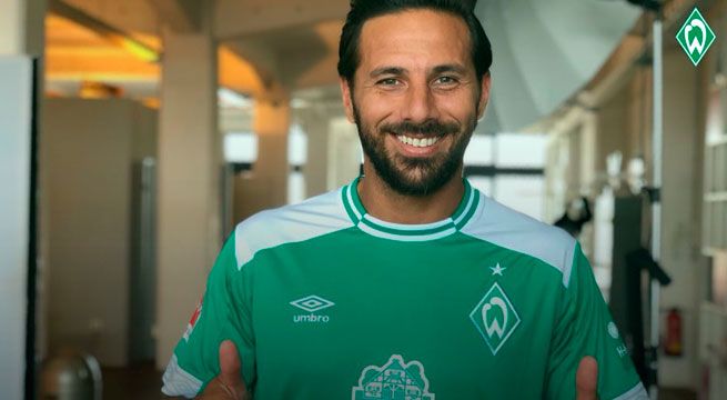 Werder Bremen reveló el número de camiseta que utilizará Claudio Pizarro