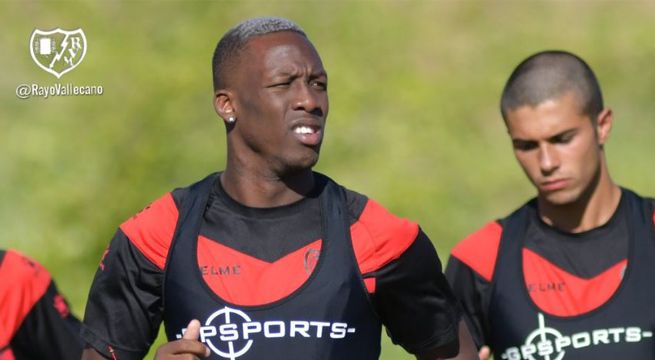 Luis Advíncula realizó su primer entrenamiento con el Rayo Vallecano