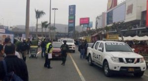 Policía detuvo a 5 delincuentes en centro comercial Plaza Norte