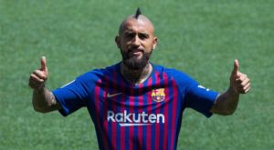 Arturo Vidal fue presentado oficialemente como nuevo jugador del Barcelona