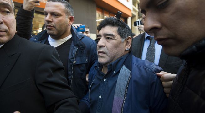 Diego Maradona indignado por no ser candidato para dirigir a la selección argentina