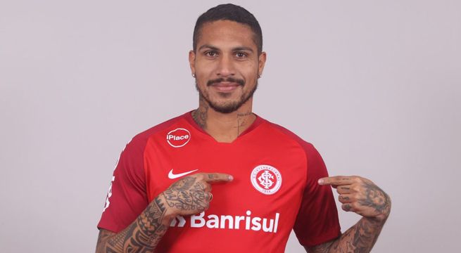 Paolo Guerrero fue presentado de manera oficial en el Internacional de Porto Alegre