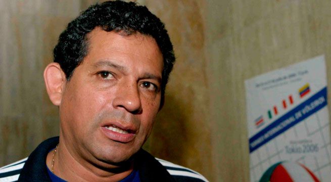 Federación Peruana de Voleibol busca nuevo entrenador tras salida de Carlos Aparicio