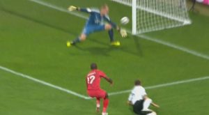 Así celebró Luis Advíncula tras marcarle a la selección de Alemania