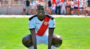 Luis Advíncula es elegido el mejor jugador del Rayo Vallecano en agosto