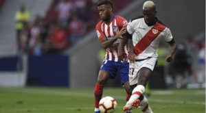 ¿Por qué Luis Advíncula no entrenó con el Rayo Vallecano?