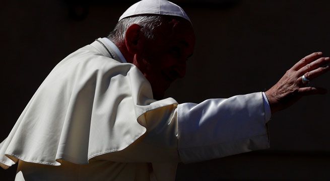 El Papa acepta renuncia de otros dos obispos chilenos por escándalo de abusos sexuales