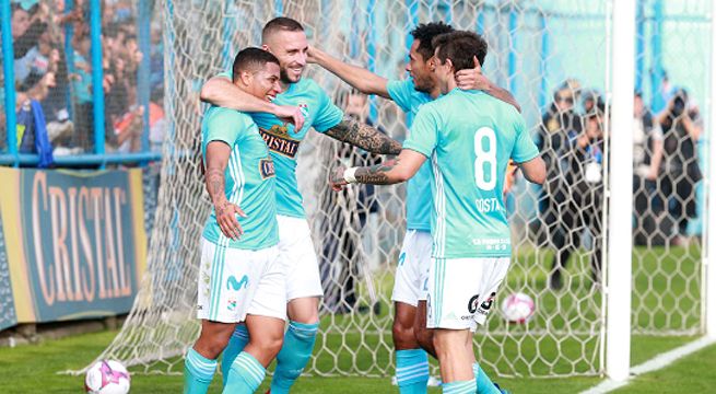 Sporting Cristal y Deportivo Municipal chocan en el estadio Alberto Gallardo