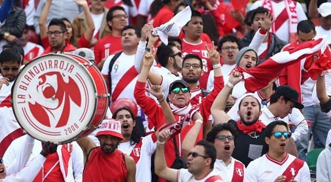 Así felicitó FIFA a la hinchada peruana tras ganar el premio a Mejor Afición