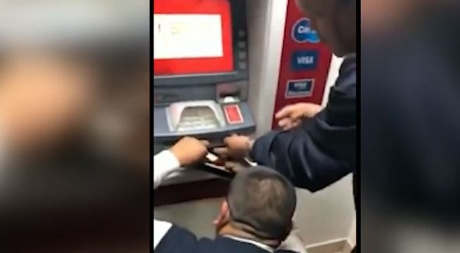 ¡Alerta! Delincuentes nuevamente usan dispositivo que retiene billetes en cajeros