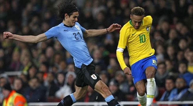 Kylian Mbappé no se preocupa por el incidente que protagonizaron Neymar y Cavani 