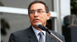 Martín Vizcarra acudió al Congreso para entregar proyecto de reforma del Ministerio Público